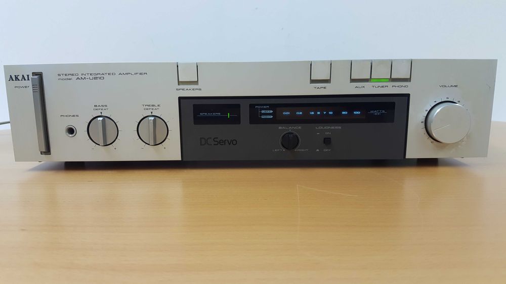 Wzmacniacz Akai AM-U210 Stereo  Japan