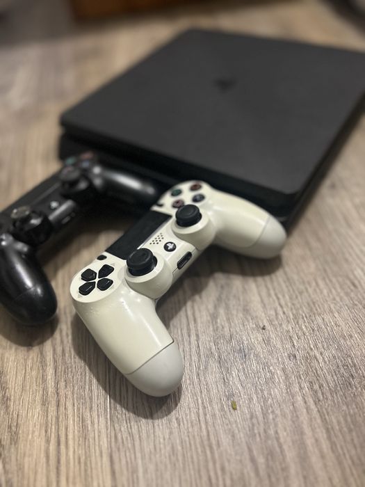 Vendo PlayStation 4 modelo CUH-2015B