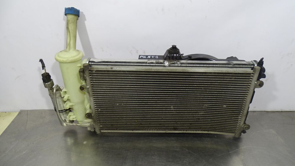 ZESTAW CHŁODNIC FIAT PUNTO 75 SX 1.2 46785738