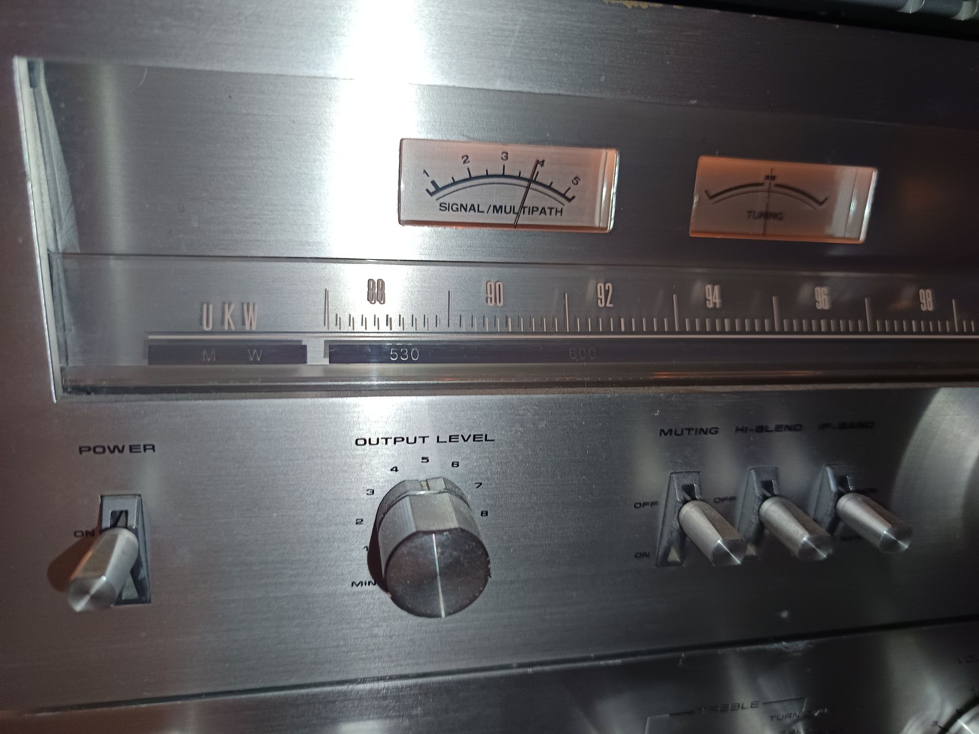 Universum Dynamics System 2500 Amp i tuner  Urlop 12-24.07.2025r.
