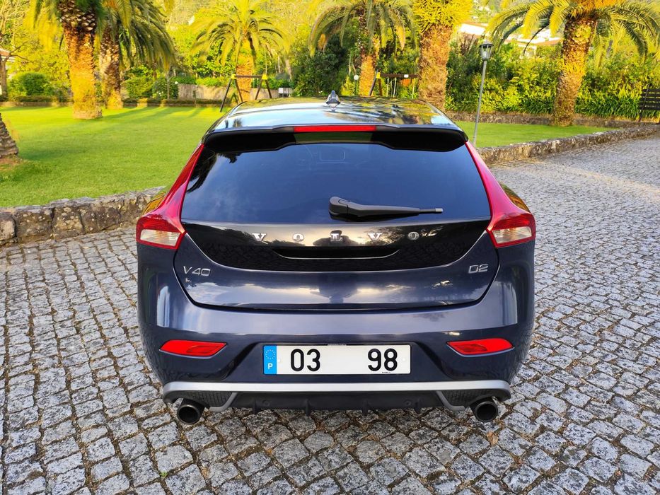 Volvo V40 1.6 D R-Design - Revisão Feita - Aceito Retoma - Impecável