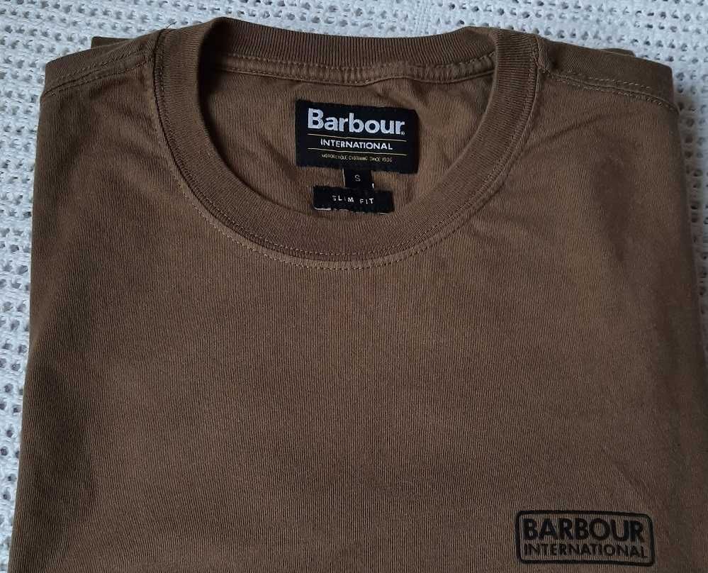 Barbour Slim j.Nowa logo Uniseks khaki czarne logo koszulka bluzka S