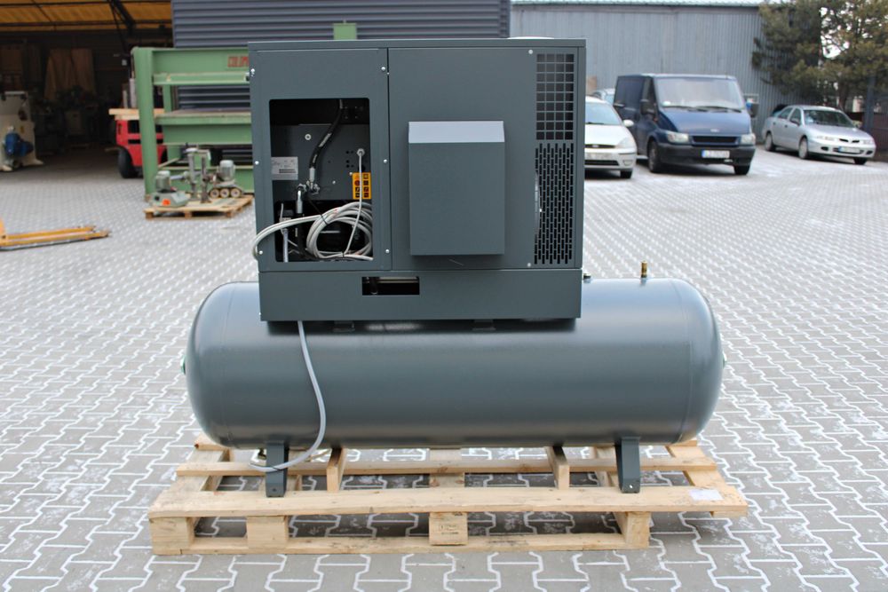 Kompresor śrubowy Atlas Copco G7FF 500 lt NOWY