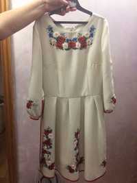 Украинская льняное платье