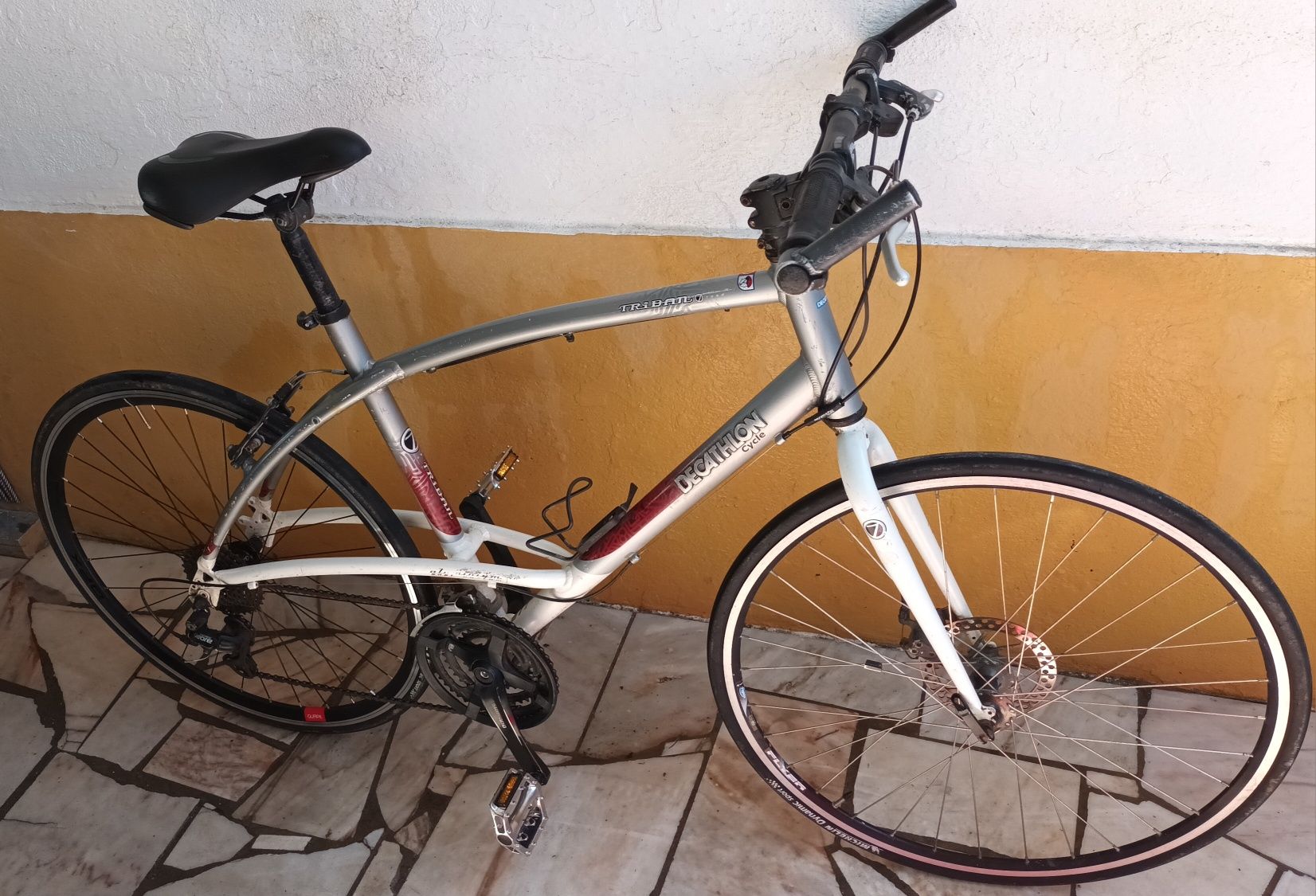 Bicicleta de estrada Triban 7 (Decathlon)