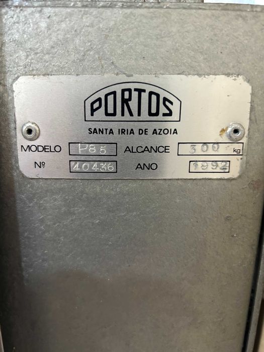 Balança de parede até 300 kg PORTOS