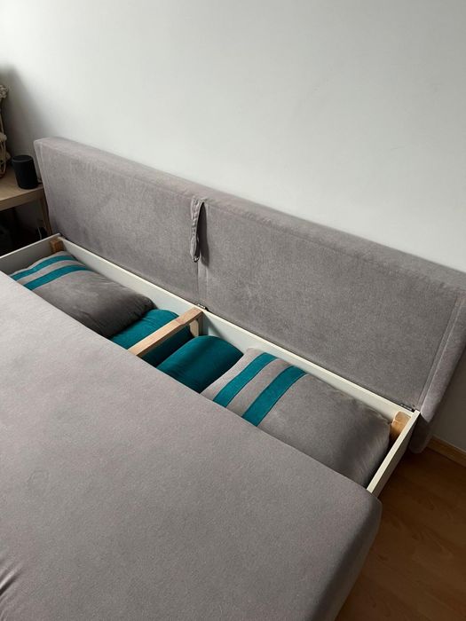 Kanapa / Wersalka rozkładana z funkcją spania