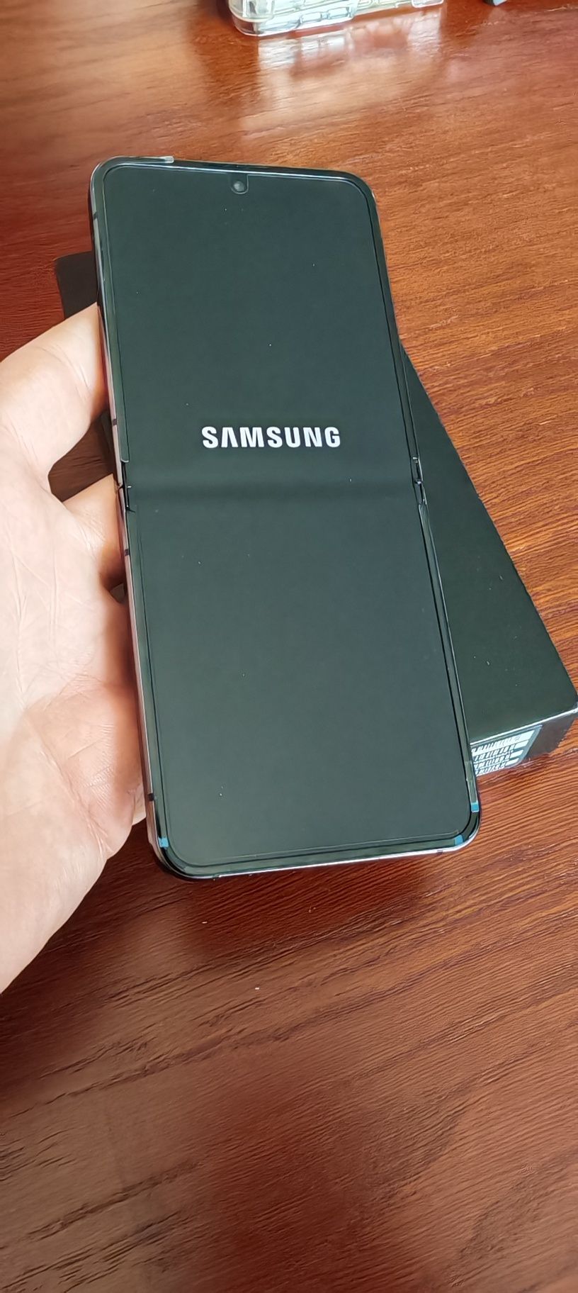 Samsung Galaxy flip 5 256gb. Jak nowy. Cena do negocjacji