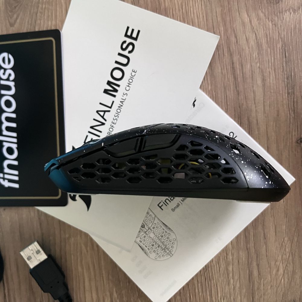 Миша Finalmouse Starlight-12 Medium #0050