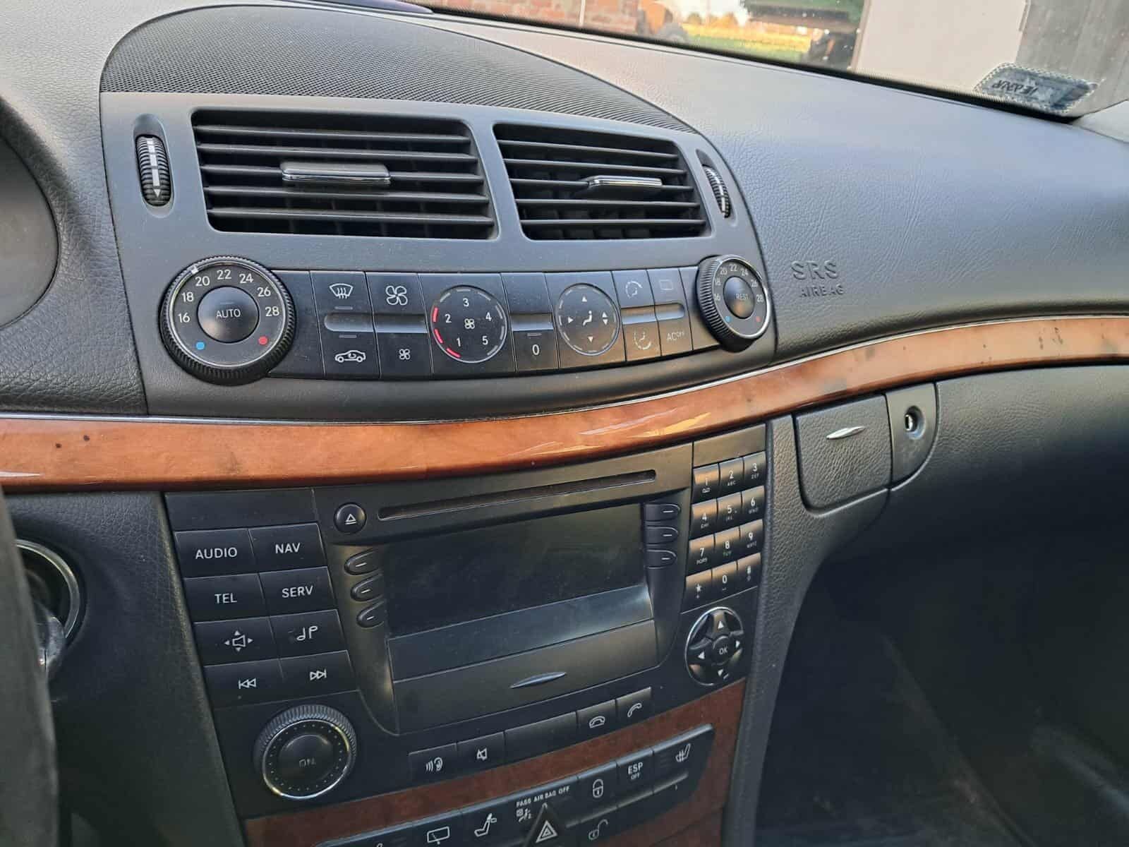Mercedes W211 E220 2.2CDI