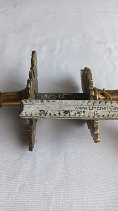 Stary komplet do drzwi - kłami + szyldy . Mosiądz