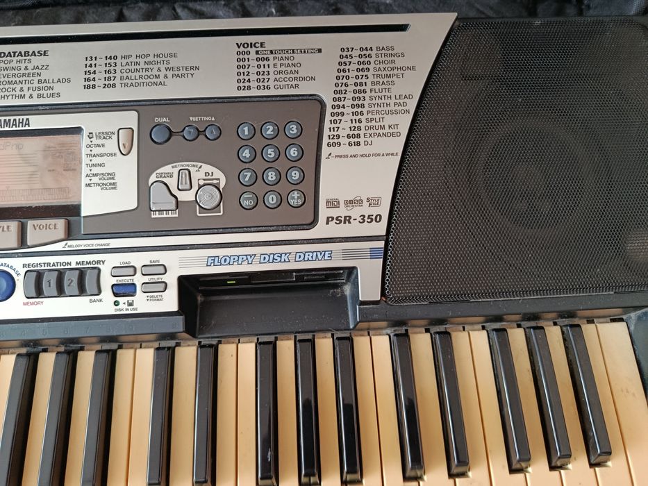Синтезатор Yamaha PSR-350