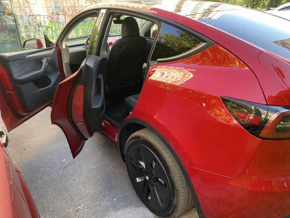 TESLA Model Y LR DM 2024 16т.міль, 500+км, 400к.с.,