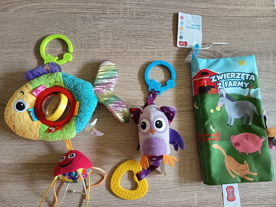 Mata edukacyjna Bright Starts z piłeczkami