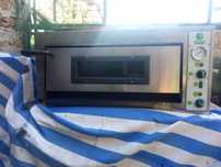 Продам итальянскую  пиццу-печь
