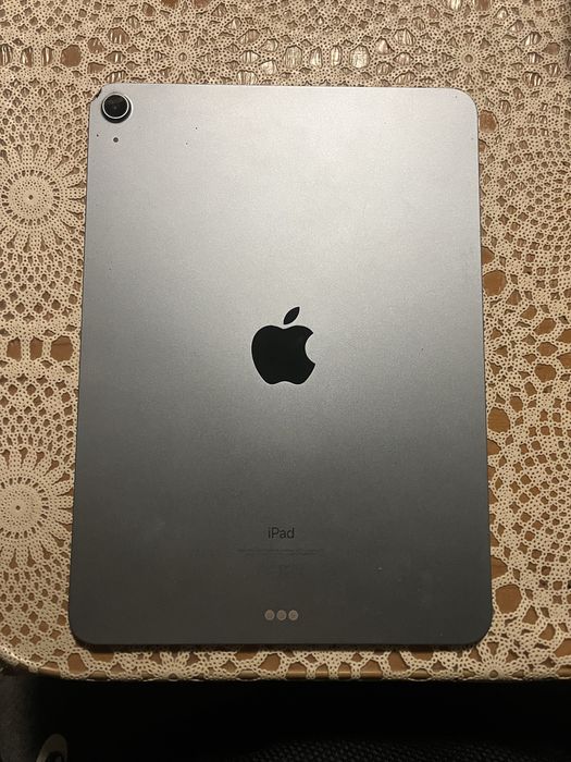 Айпад Модель А 2316 Оригінал За Кордону