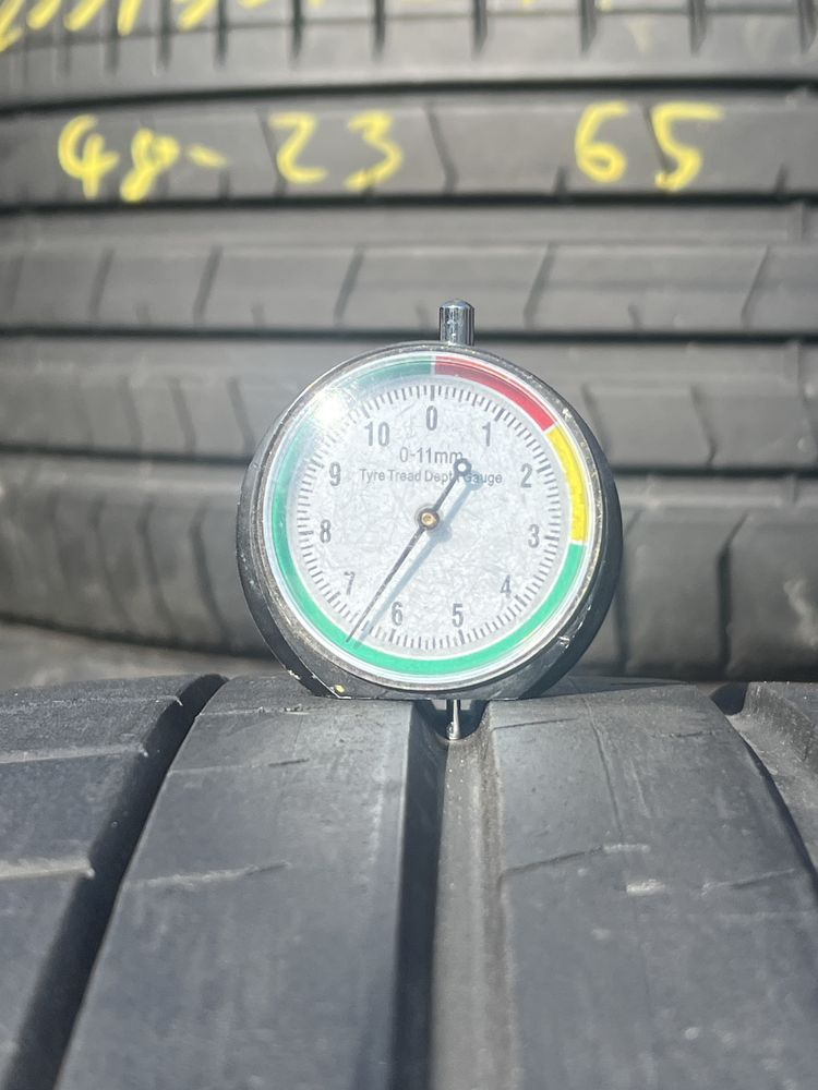 *Opony Bridgestone 245/35/20 para