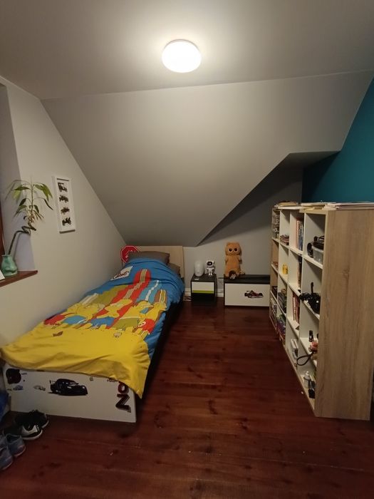 Łóżko z materacem i z szufladą