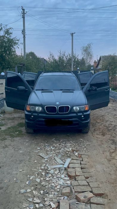 Продам BMW X5 e53 3.0 4x4