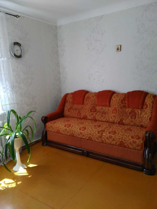 Диван  мягкий, розкладний  зі вставками натурального дерева