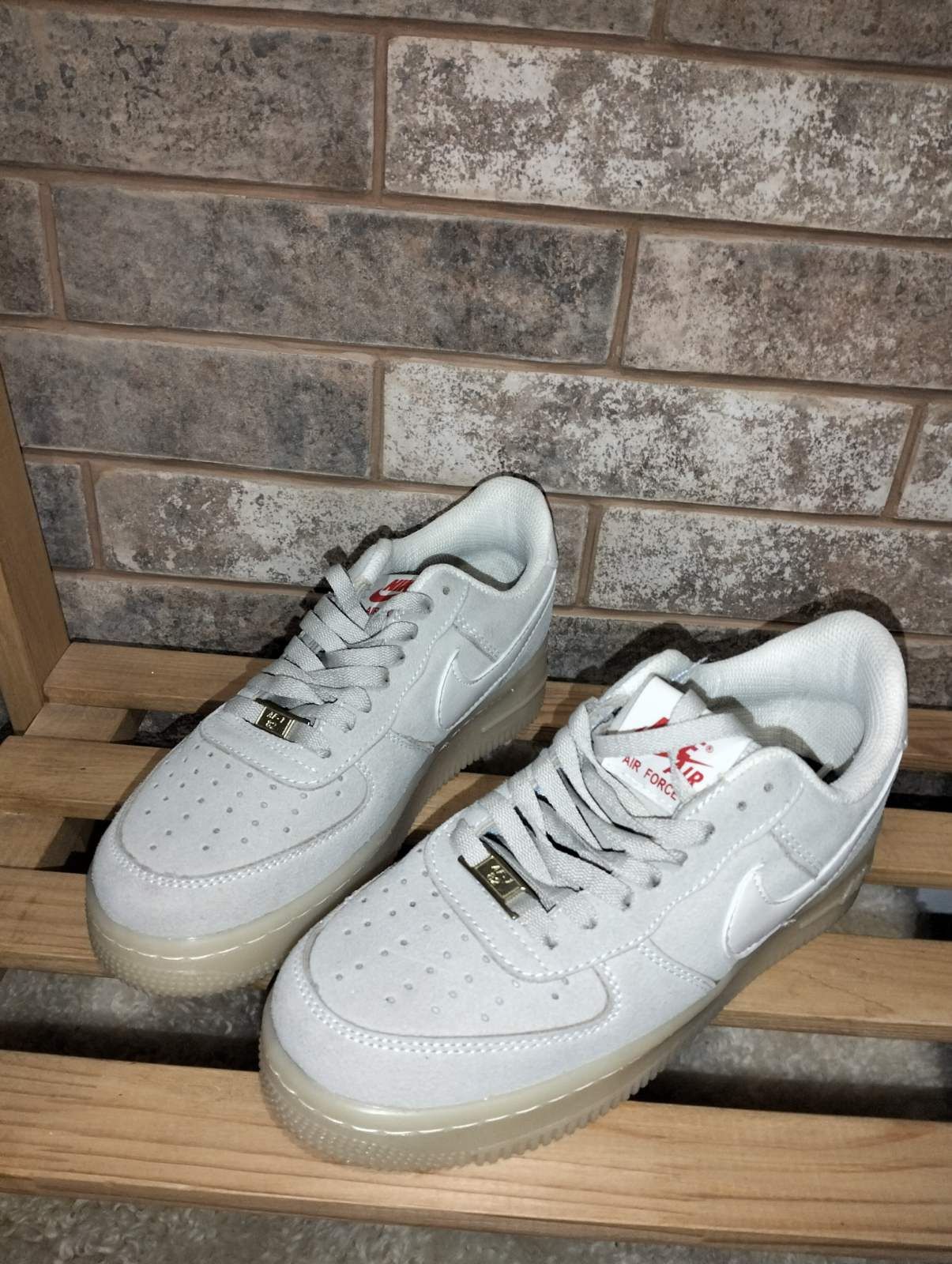 Жіночі кросівки Nike Air Forse Low Beige