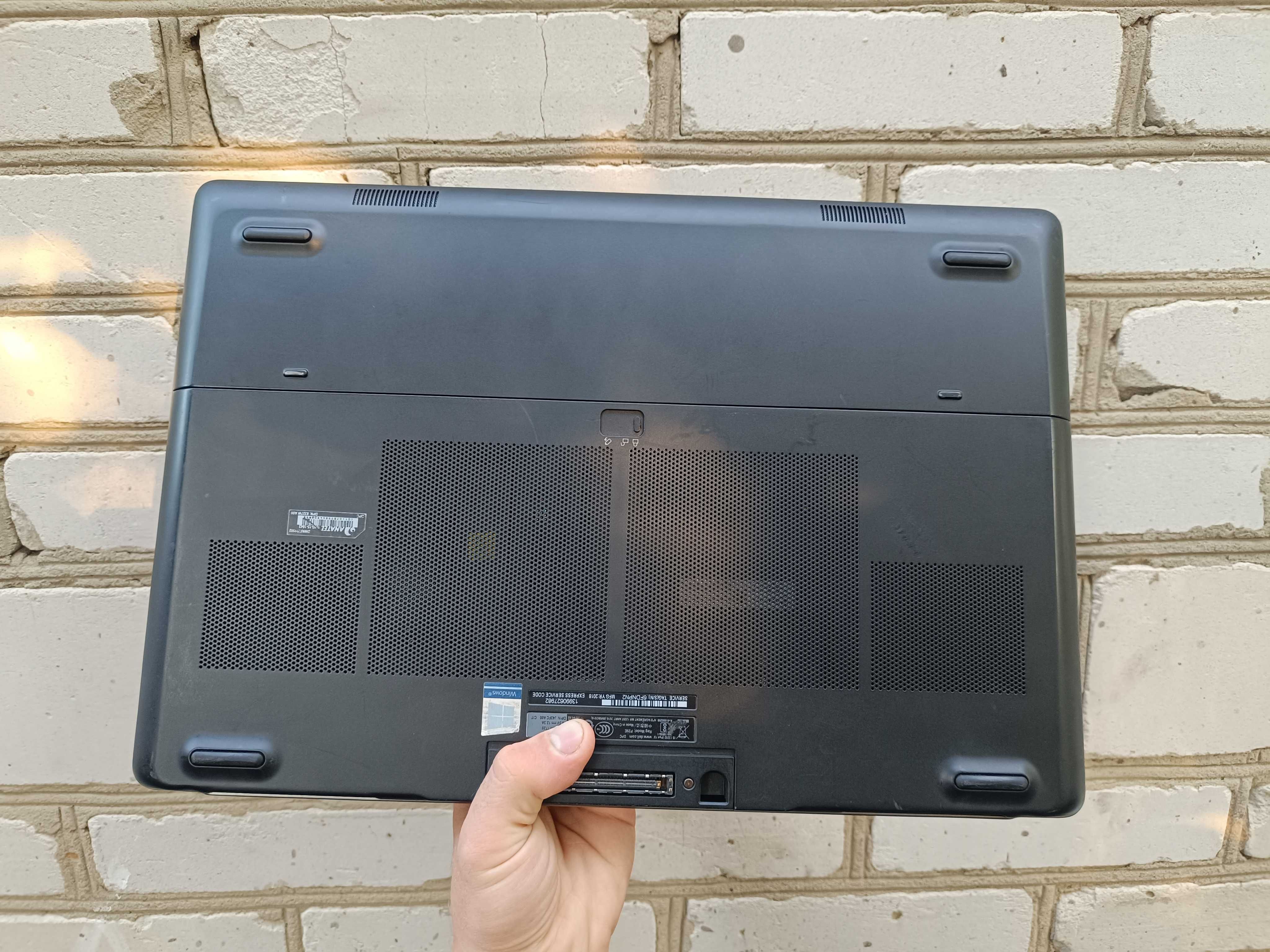 17.3" 8гб Nvidia, Ігровий ноутбук DELL (Xeon/16gb/1000gb/P4000 8GB)