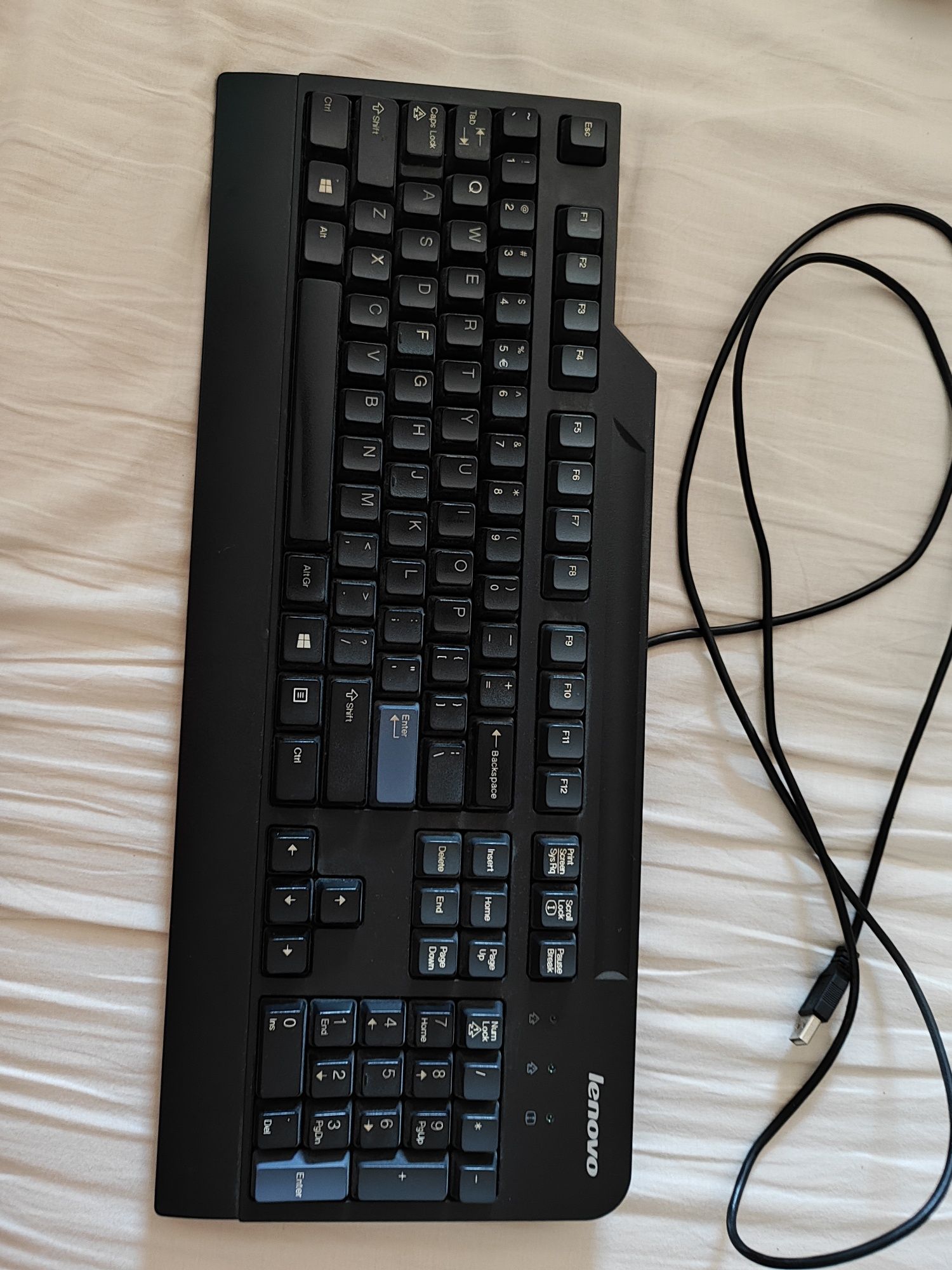 Klawiatura Lenovo orginalna przewodowa czarna komputer laptop tablet