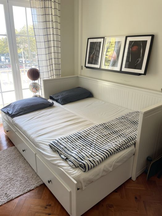 Cama Hemnes com 2 colchões inclusos