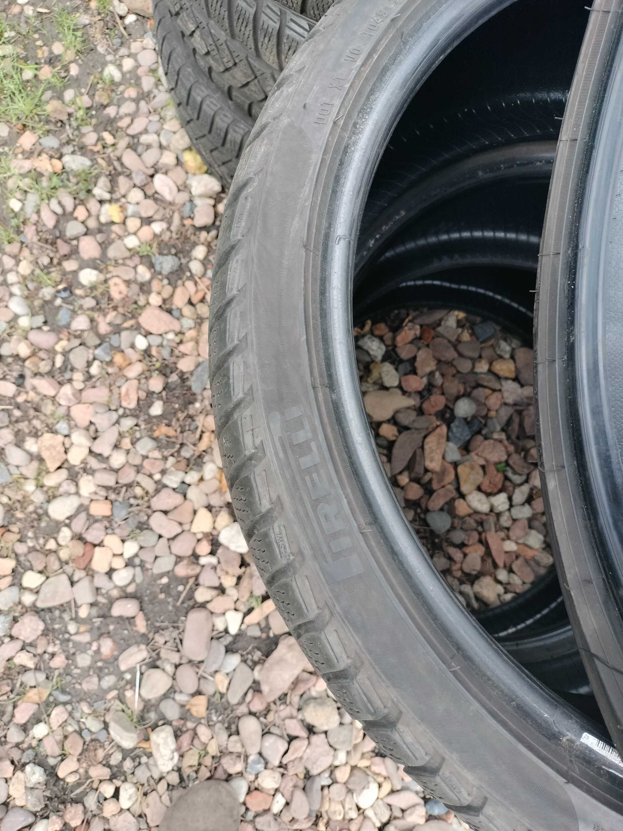 opony PIRELLI 235/35 R19 ZIMA