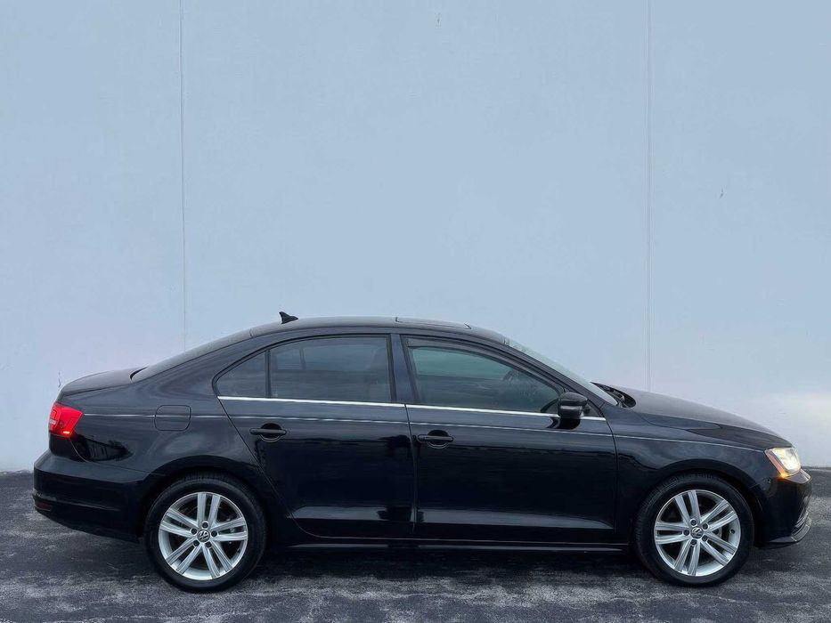 Volkswagen Jetta SEL      2015