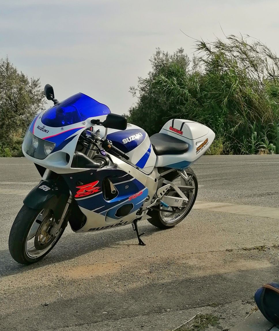 Suzuki gsxr 750 srad de 1998