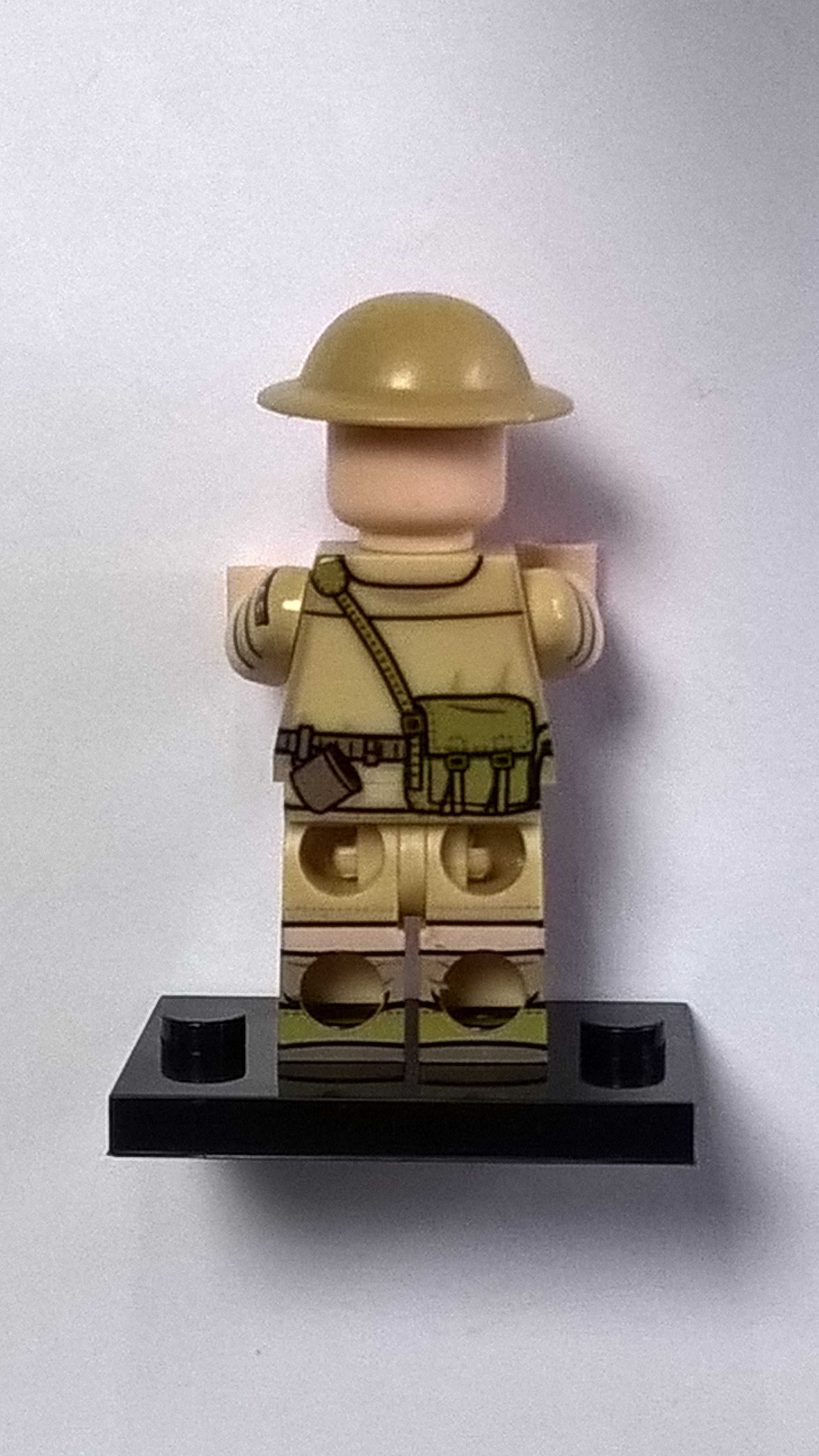 Figurka żołnierza brytyjskiego z br. 4 strony nadruk WW2 komp. z Lego