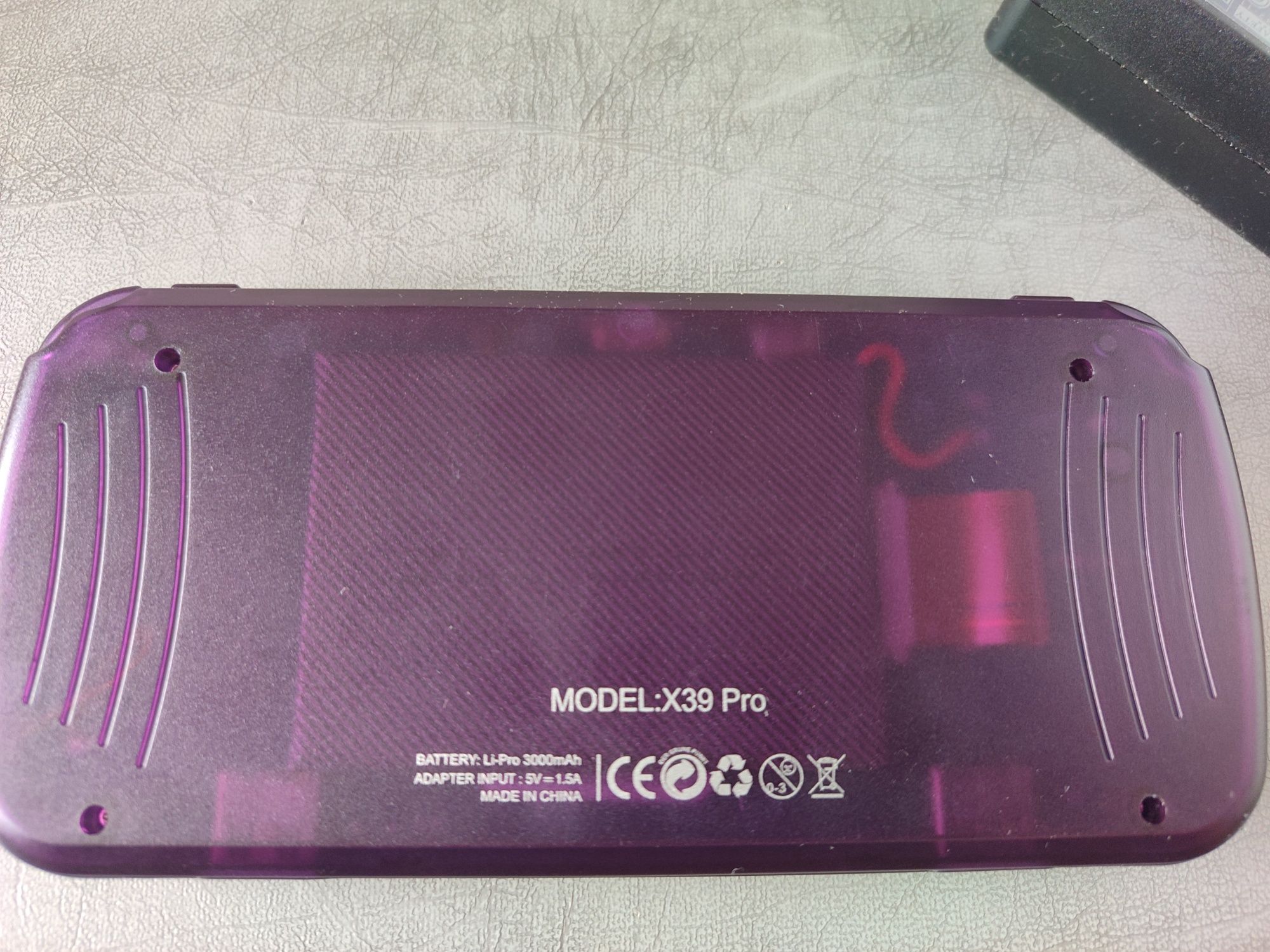 Продам игровую ретро приставку Powkiddy X39 Pro