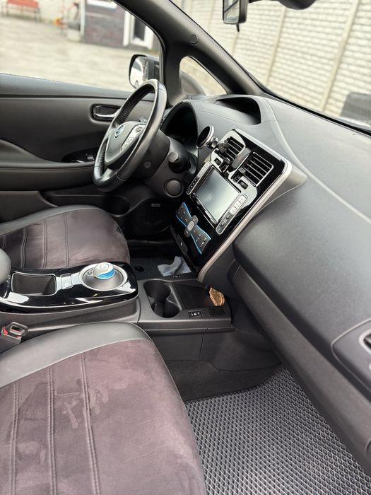 Продам Нісан ліф 2015 рік. Європа! Стан дуже хороший,комплектація гарн