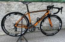 Bicicleta TREK em carbono