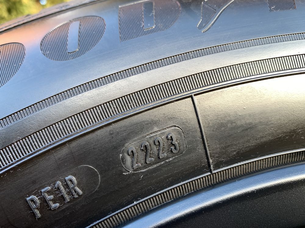 235/65/17 5x108 Volvo Ford GoodYear Ultragrip Performance+ Jak nowe