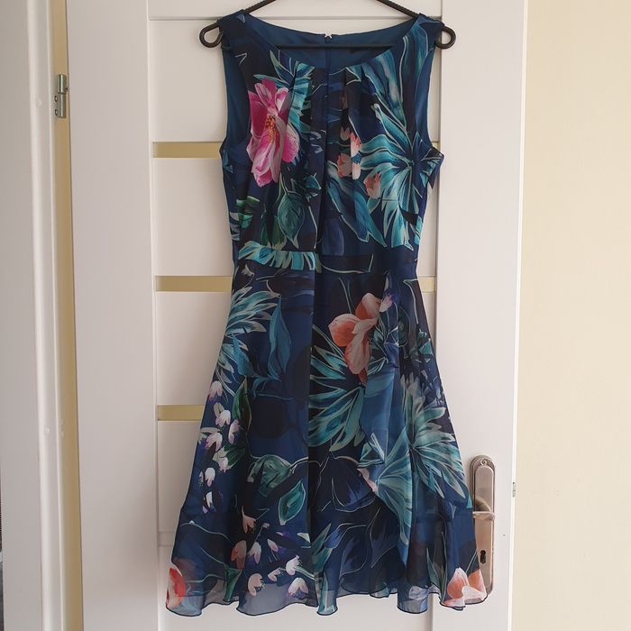 Sprzedam sukienkę firmy orsay 34/36