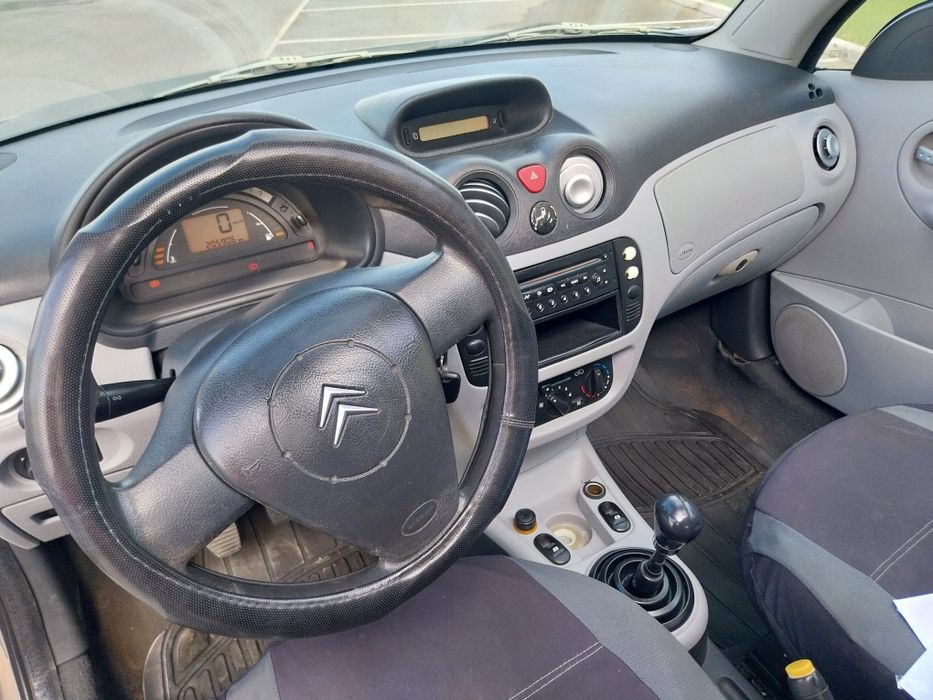 Atenção vendo Citroën c3 plurial 1.1 gasolina ano2004/01 com insp