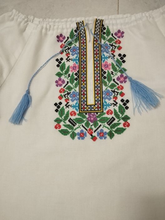 Вишиванка для дівчинки 12-13 років