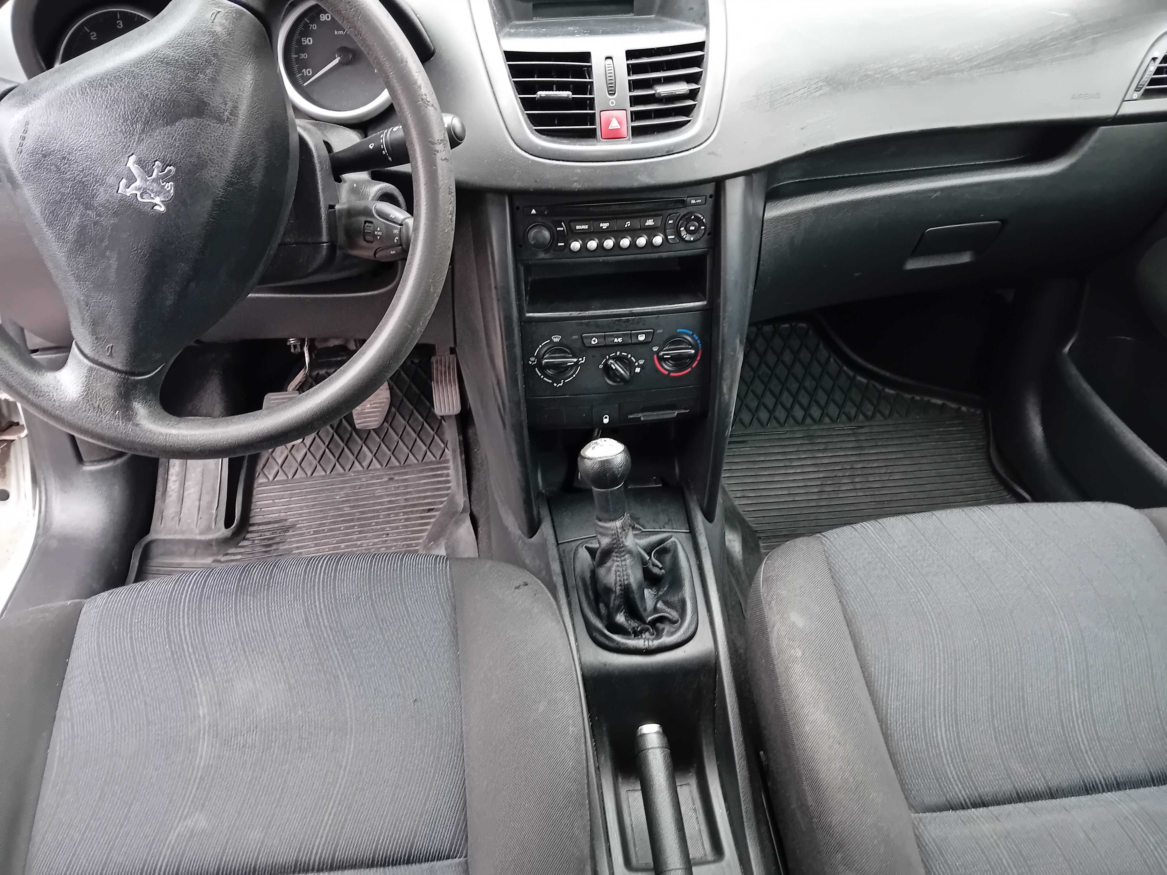 Peugeot 207 1.4 HDI 2 osobowy