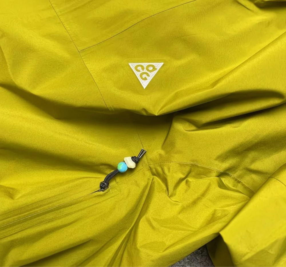 Вітрівка Nike ACG ( асдж )