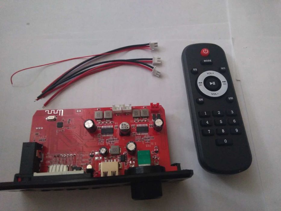 MP3-плеер, FM-радио Усилитель 2*80 Вт, Bluetooth 5,0 USB microSD карта