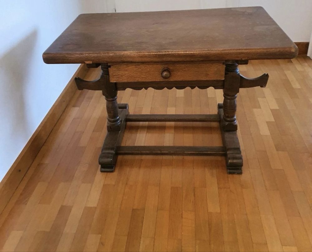 Stolik drewniany vintage / rustykalny – do renowacji