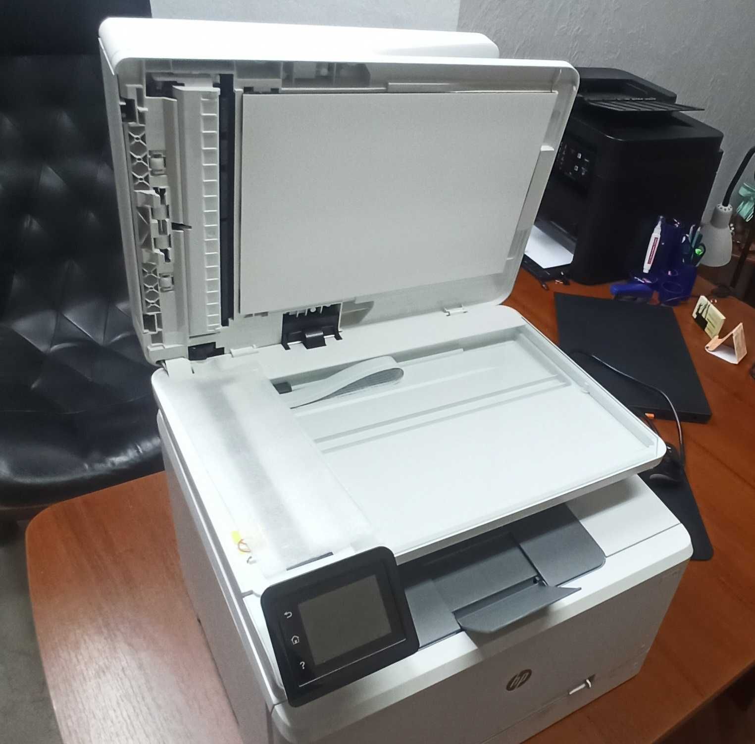 БФП (МФУ) Принтер лазерний кольоровий HP Color LaserJet PRO MFP M282nw