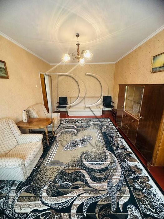 Продаж 2к. Троєщина. п-т Червоної Калини ( Маяковського) 7А.