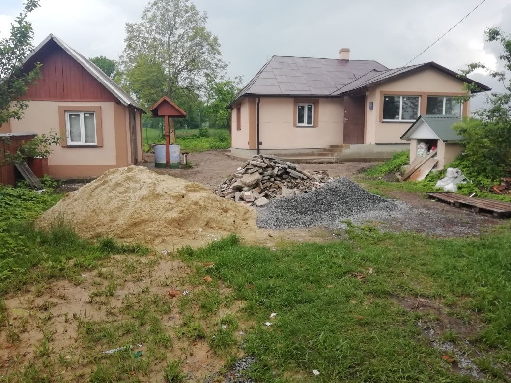 Терміновий продаж будинку  в селі Лісок-Новосілки Буського району!