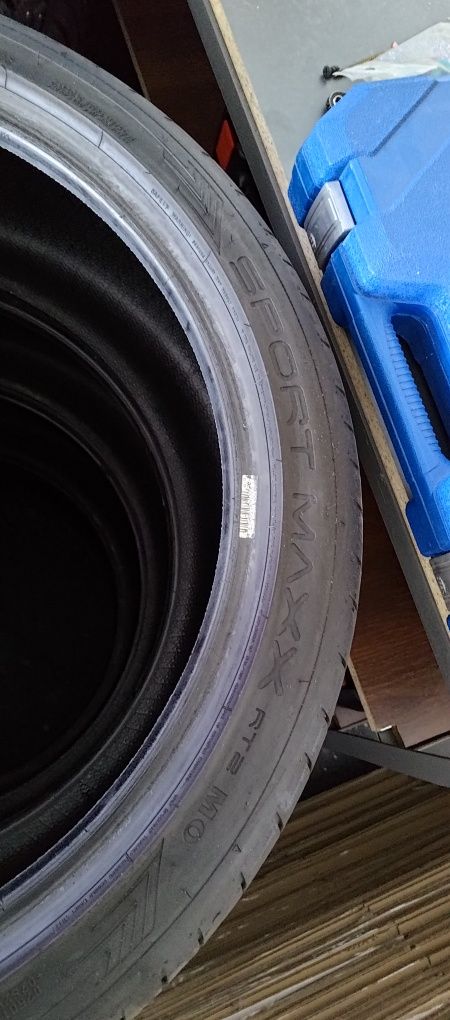 255 40 r21 Dunlop SP Sport MAXX RT 2 MO