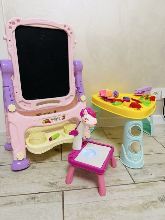 Мольберт / стіл для ліпленя / нічний стіл для малюванч