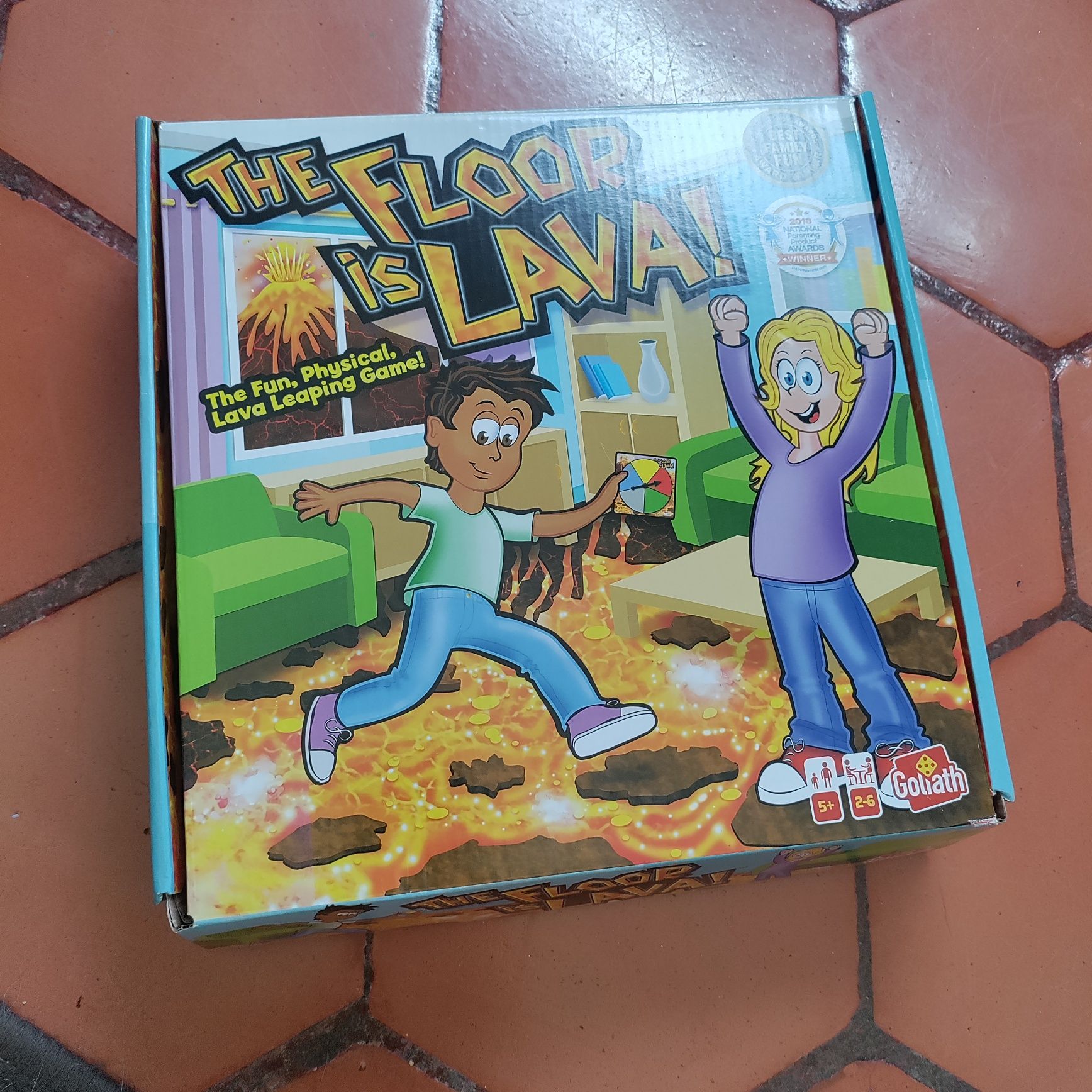 Jogo "O chão é lava"