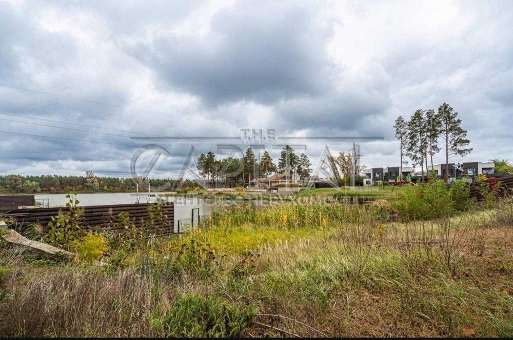 Продам будинок с.Лебедівка км GOLDFISH 315 м2 перша лінія